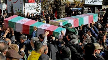 シオニスト政権の犯罪による殉教者の葬儀、ゴムにて