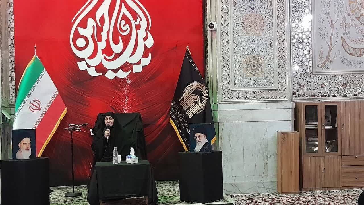 إقامة مراسم«ما رأیت إلا جمیلا» خاصة بالزائرات العربیات في الحرم الرضوي الشریف