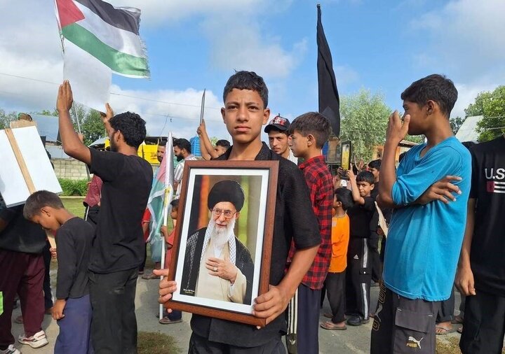 تقرير مصور/ مسيرات تضامنية في الكشمير الهندي دعما لإيران وقائد الثورة الاسلامية