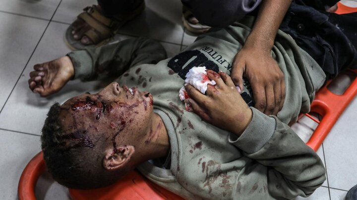 Informe fotográfico | Continúan los mortales ataques del régimen sionista contra Gaza