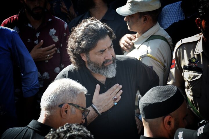 تقرير مصور/ مسيرات واسعة بإحياء ذكرى استشهاد الإمام الحسين (ع) في كشمير