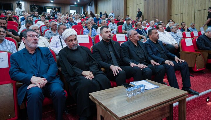 تقرير مصور/ تحت شعار “حب الحسين (ع) رمز الوحدة الإسلامية”.. إقامة ملتقى سنوي في تركيا