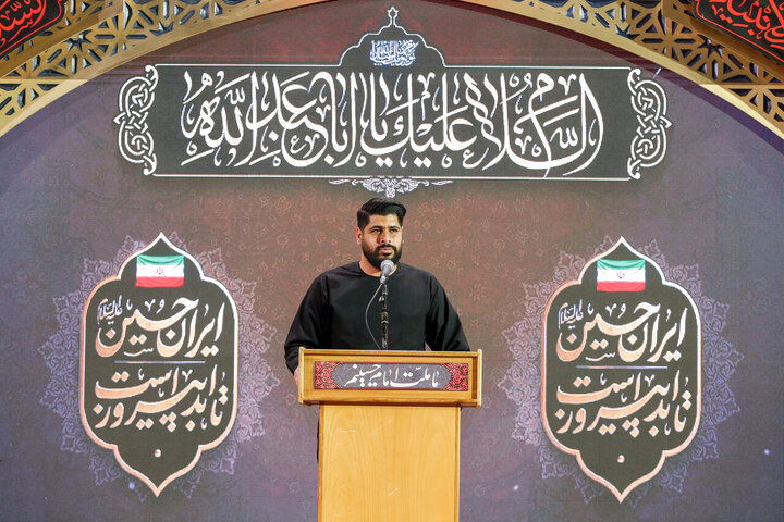 محفل شعر هنرمندان در حرم مطهر رضوی
