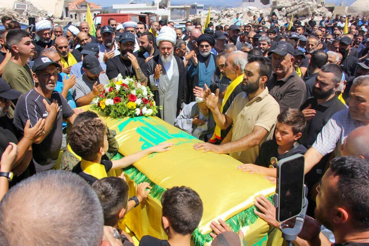 تشییع شهید وسام موسی را در خیام لبنان