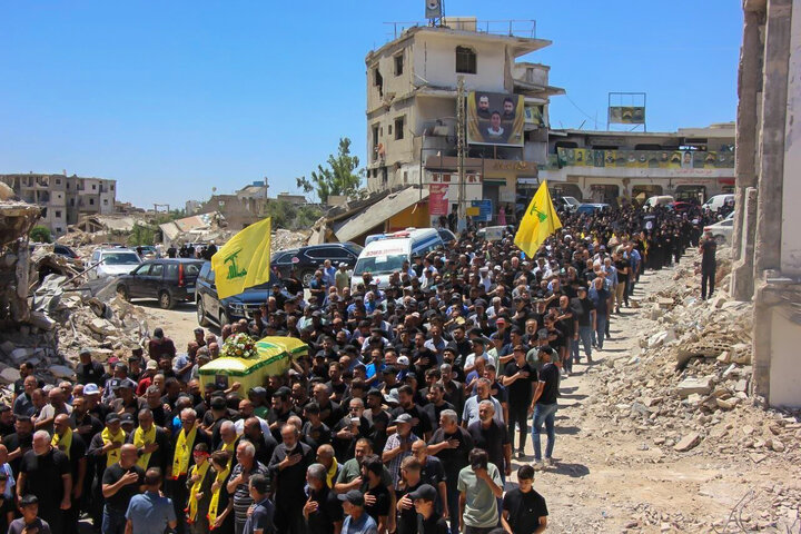 تشییع شهید وسام موسی را در خیام لبنان