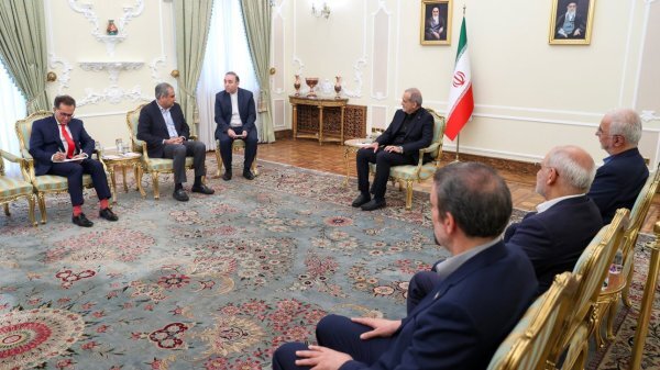 Zionist regime seeks to weaken Islamic world: Pres. Pezeshkian