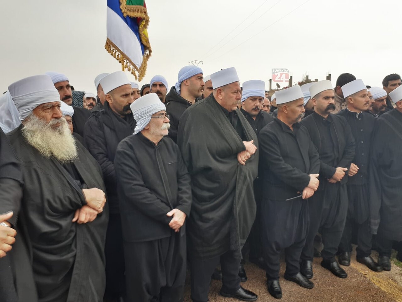 واشنطن بوست: ضربة إسرائيلية تعرقل تدخل قوات النظام السوري لوقف اقتتال السويداء