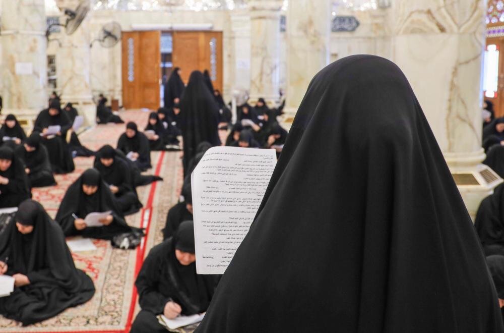 العتبة العلوية تجري اختبار لـ 800 طالبة استعدادًا لمهامّ التبليغ في موسم الأربعين + صور
