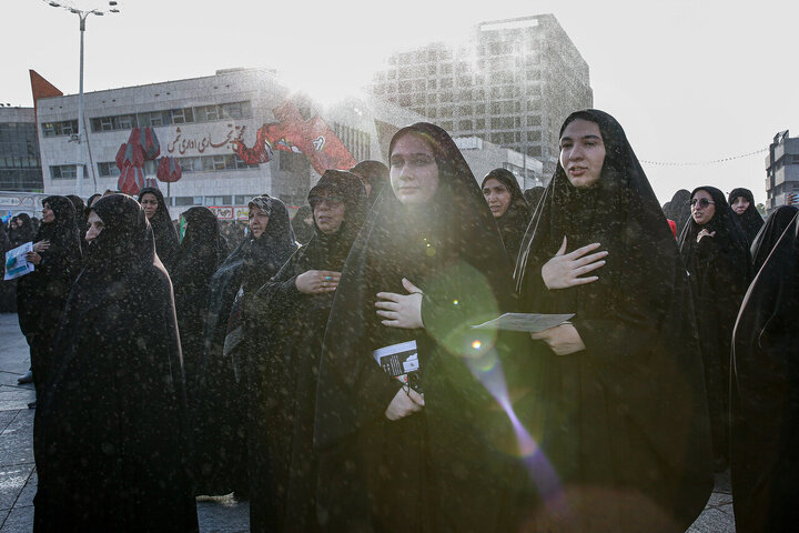 تقرير مصور/ مسيرات يوم العفاف والحجاب في مدينة مشهد المقدسة