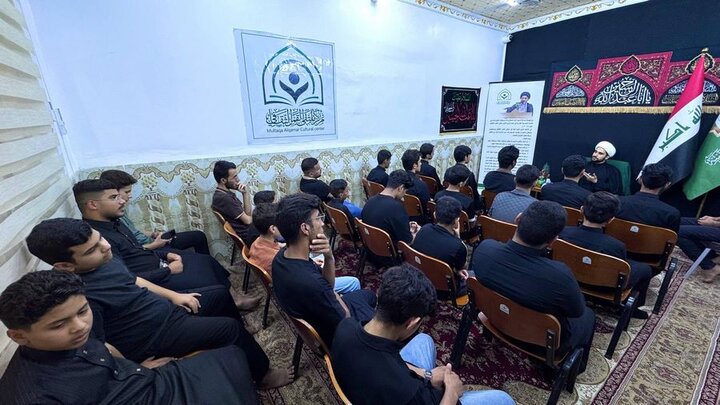 إقامة ندوة فكرية "في ظلال كربلاء.. قراءة في مفاهيم الثورة والفداء"