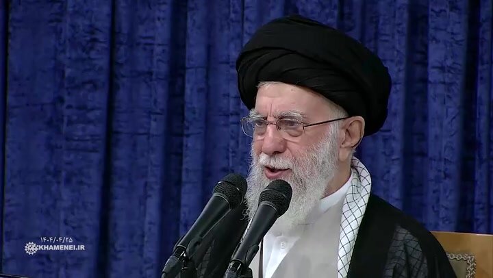ویدیو | رهبر انقلاب: همه بدانند خدای متعال نصرت را برای ملّت ایران تضمین کرده است