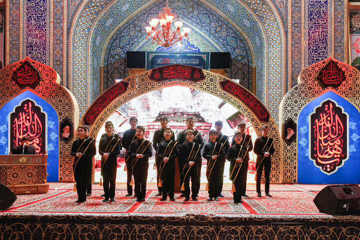 تقرير مصور/ أمسية شعرية في صحن القدس التابع للحرم الرضوي الطاهر بمدينة مشهد