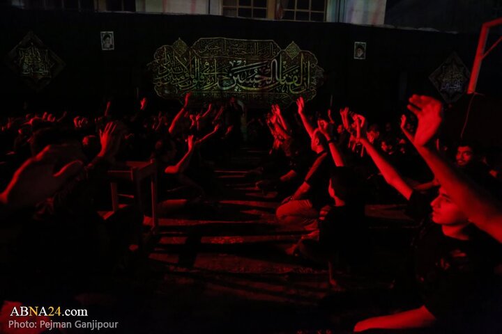 گزارش تصویری | عزاداری دهه دوم محرم در هیئت صاحب‌اللواء اصفهان