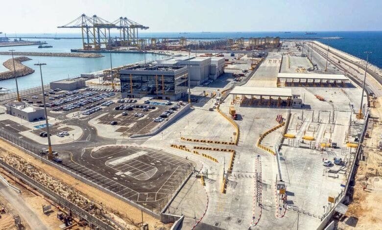 الضربات اليمنية تجبر الكيان الصهيوني على إغلاق ميناء "إيلات" بالكامل