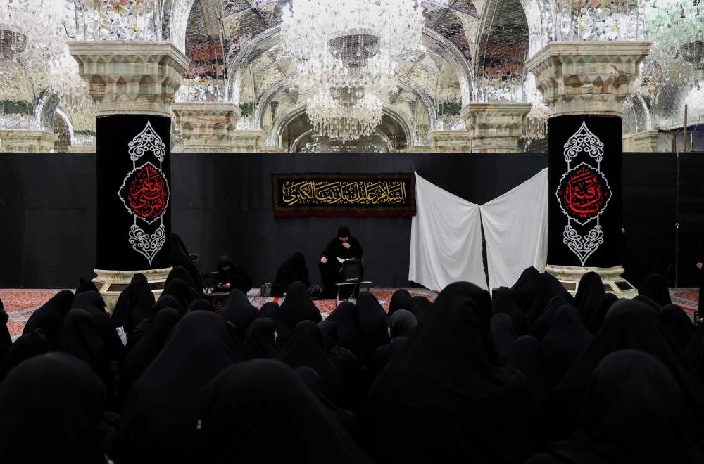 العتبة العلويّة المقدّسة تستقبل وفدًاً نسويًا من العتبة الحسينية المقدسة