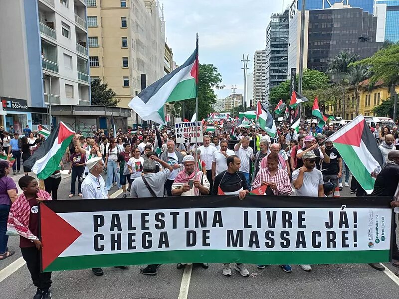 Apoio de brasileiros aos oprimidos de Gaza / 2 Apoio de brasileiros aos oprimidos de Gaza / 2