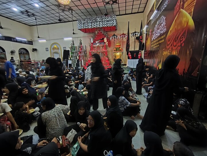 ရန်ကုန်မြို့ ပန်ဂျာ ရှီအဟ် မတ်စ်ဂျစ်ဒ် တွင် ဤအပတ် ကြာသာပတေး နေ့ အတွက် မဂျ်လစ် စေ ဟိုစိုင်းန် (အ.စ) ပြုလုပ်နေသည့် ပုံရိပ်များ  ။ ။ Photos