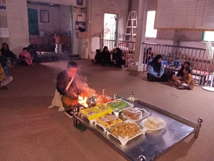 တောင်ကြီး ရှီအဟ် အေမာမ်ဘာရာ တွင် ဤအပတ် ကြာသာပတေး နေ့ အတွက် ပြုလုပ် ခဲ့သည့် မဂျ်လစ် စေ ဟိုစိုင်းန် (အ.စ)  ၏  မြင်ကွင်းများ  ။ ။ Photos