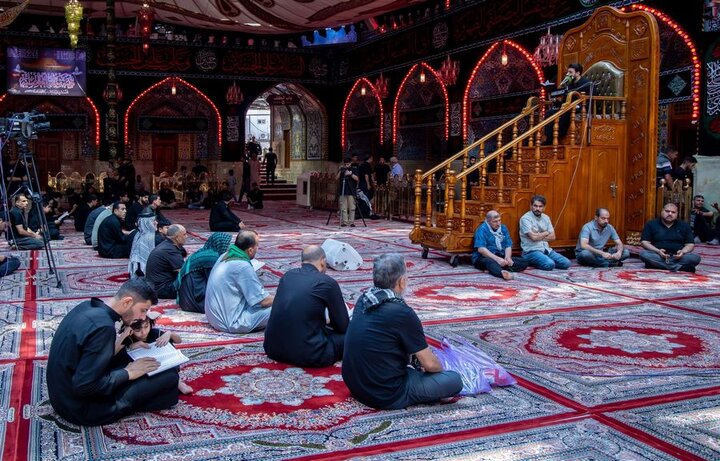 مراسيم قراءة دعاء الندبة عند مرقد أبي الفضل العباس (عليه السلام)