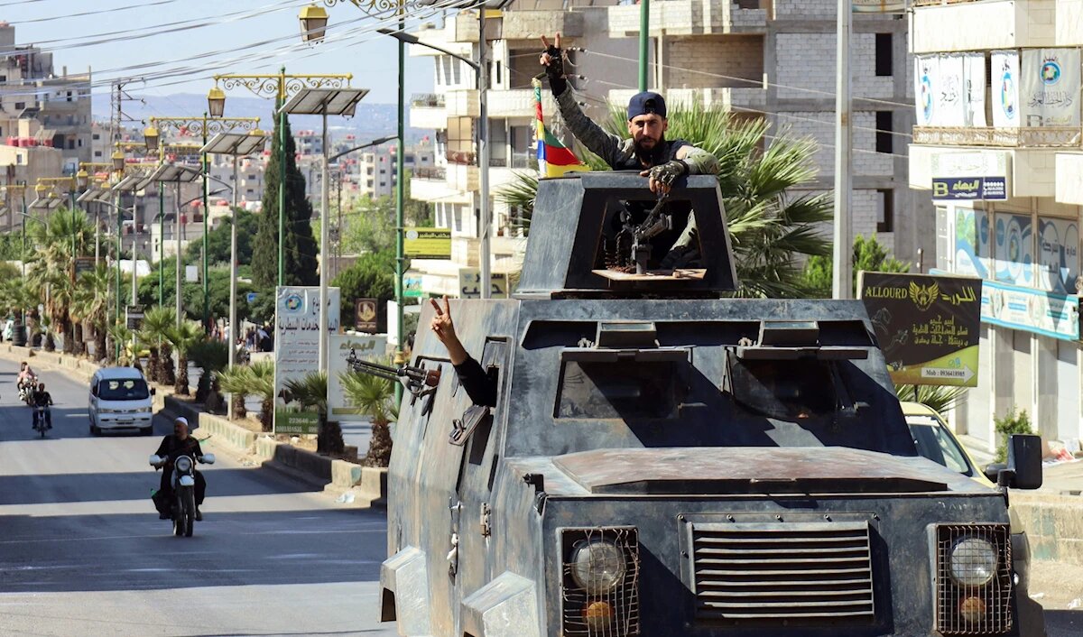 Îsraîl ji krîza mirovî ya li parêzgeha Suweydayê ya Sûriyeyê sûd werdigire