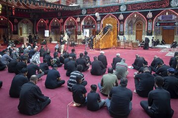 تقرير مصور/ إقامة مجلس عزاء بذكرى شهادة الإمام السجاد (ع) في العتبة العباسية المقدسة