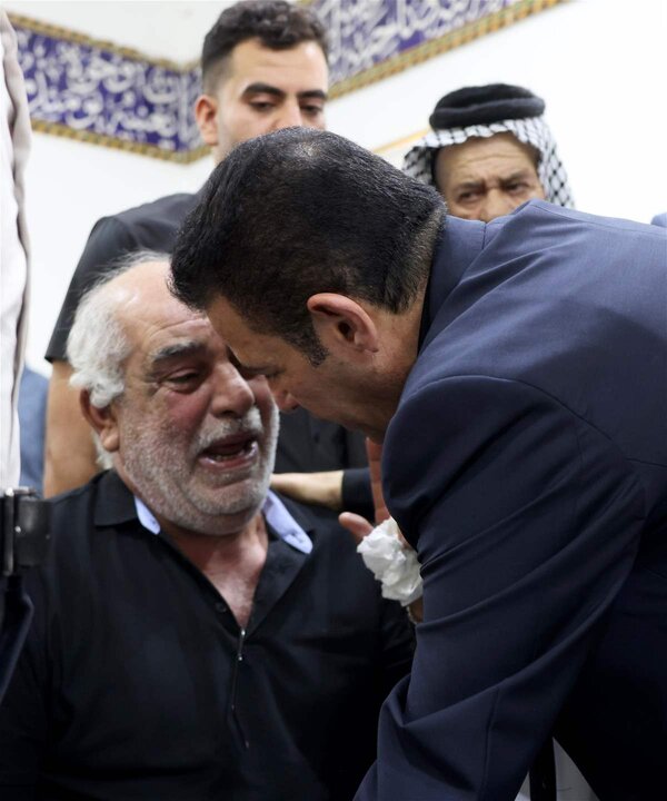 تقرير مصور/ مستشار الأمن ا لقومي يقدم واجب العزاء لذوي ضحايا حريق الهايبر ماركت بالكوت العراقية