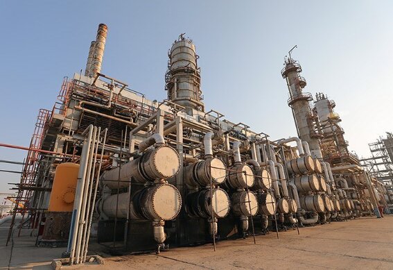 علت آتش‌سوزی مهیب پالایشگاه آبادان اعلام شد