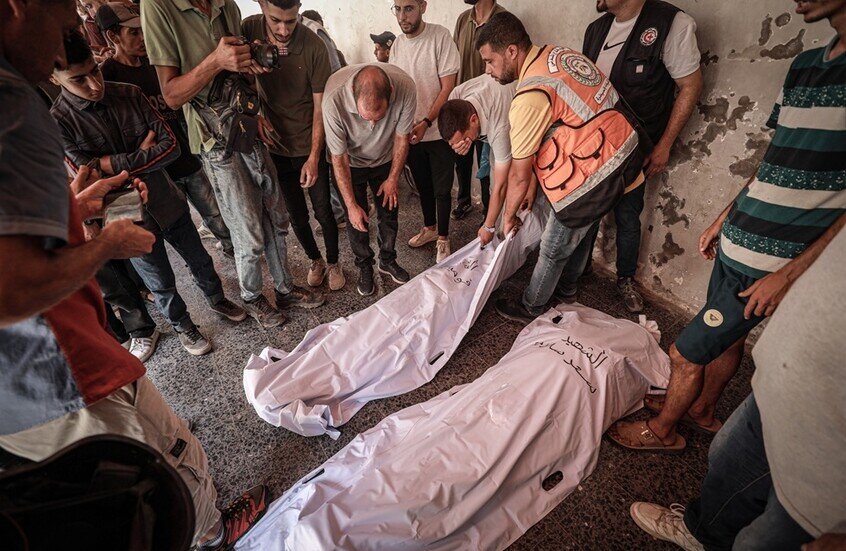 "يديعوت أحرونوت": وفد إسرائيلي رفيع في طريقه إلى الدوحة لإتمام مفاوضات حاسمة