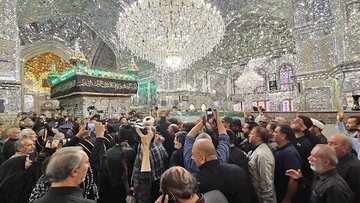 Pag-libing ng Komandante ng IRGC Isinagawa sa Shiraz