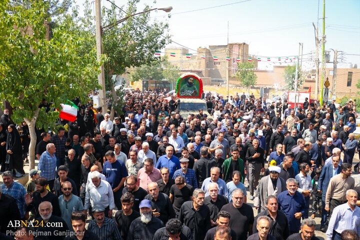 تشییع پیکر مطهر شهید مدافع وطن «حسین معینی» در منطقه کربکند اصفهان