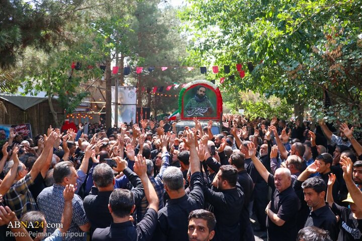 تشییع پیکر مطهر شهید مدافع وطن «حسین معینی» در منطقه کربکند اصفهان