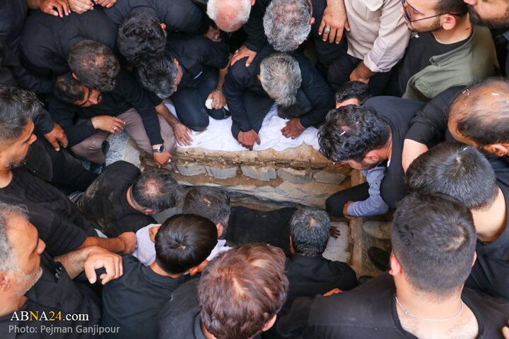 تشییع پیکر مطهر شهید مدافع وطن «حسین معینی» در منطقه کربکند اصفهان