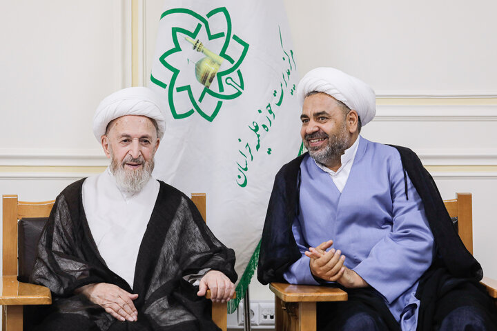 گزارش تصویری | افتتاحیه مدرسه تابستانی دارالعلم در مشهد مقدس