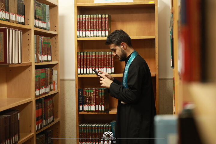 تقرير مصور/ وفد العتبة الحسينية يزور مقر جامعة آل البيت(ع) في قم