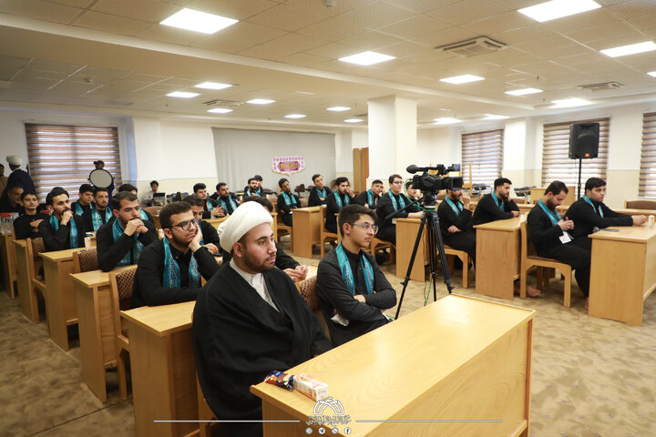 تقرير مصور/ وفد العتبة الحسينية يزور مقر جامعة آل البيت(ع) في قم