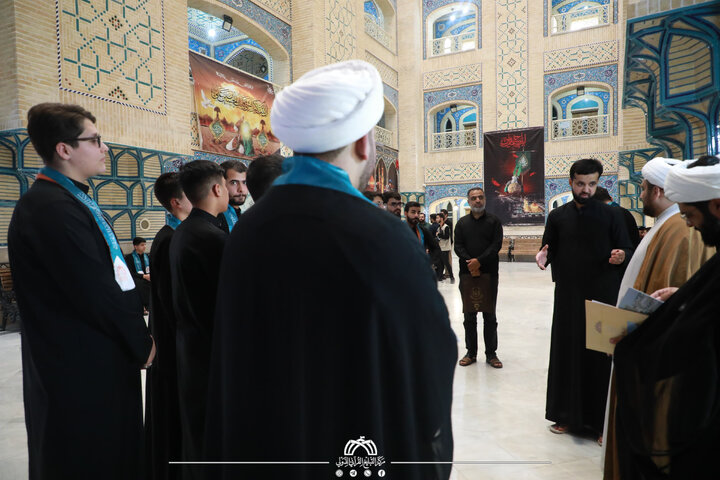 تقرير مصور/ وفد العتبة الحسينية يزور مقر جامعة آل البيت(ع) في قم