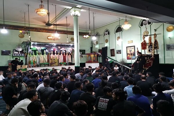 ویدیو | برگزاری باشکوه عزاداری امام حسین(ع) در بزرگ‌ترین حسینیه بنگلادش
