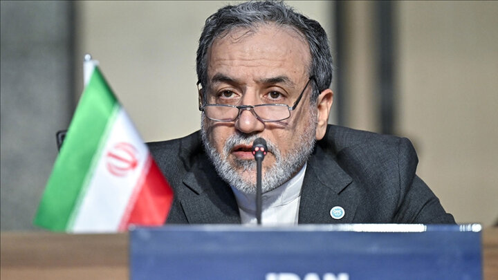 عراقچی: تبعات اسنپ بک را نباید بزرگتر از چیزی که هست به مردم نشان دهیم