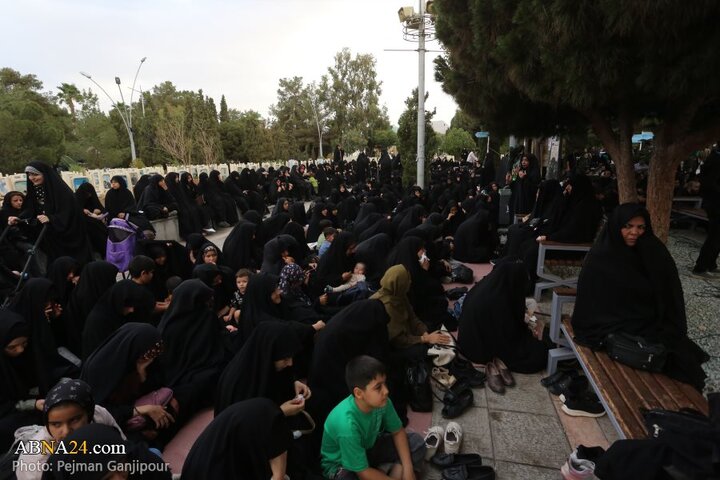 ️️مراسم سوگواری شهادت امام سجاد(ع) در جوار قبور شهدای حملات رژیم صهیونیستی در اصفهان