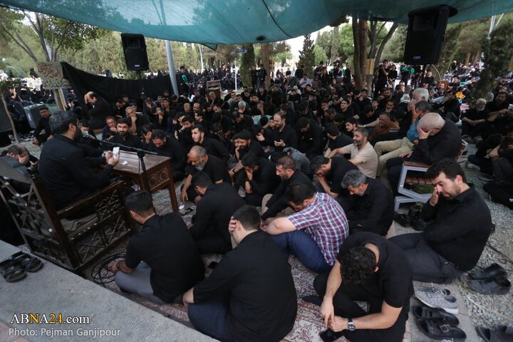 ️️مراسم سوگواری شهادت امام سجاد(ع) در جوار قبور شهدای حملات رژیم صهیونیستی در اصفهان