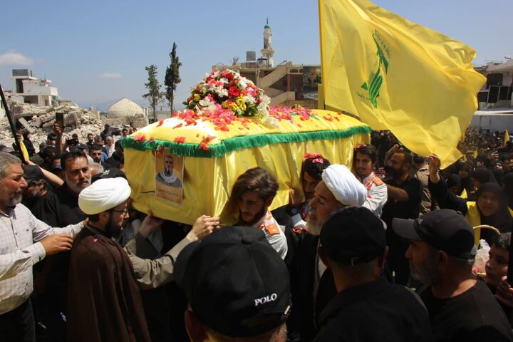 حزب الله وجماهير المقاومة يشيّعون الشّهيد محمد الهادي في الخيام