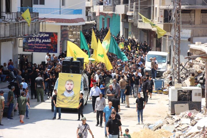 حزب الله وجماهير المقاومة يشيّعون الشّهيد محمد الهادي في الخيام