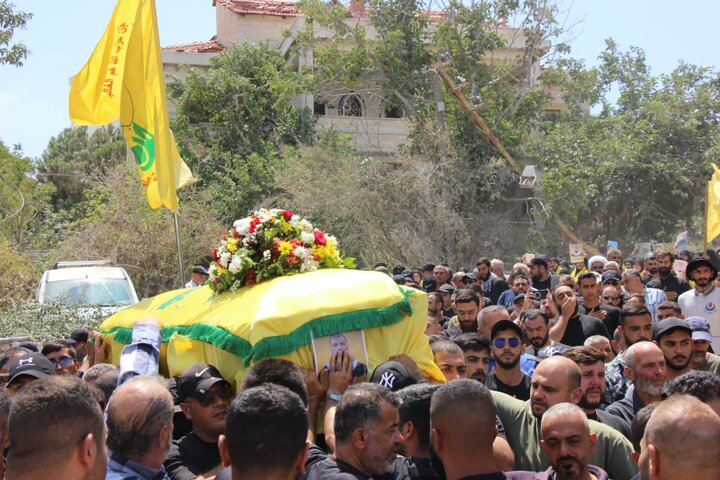 حزب الله وجماهير المقاومة يشيّعون الشّهيد محمد الهادي في الخيام