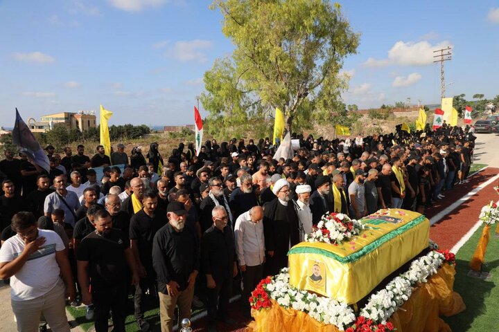 حزب الله وجماهير المقاومة يشيّعون الشّهيد علي عطوي في الناقورة