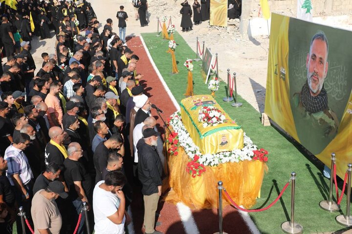 حزب الله وجماهير المقاومة يشيّعون الشّهيد علي عطوي في الناقورة