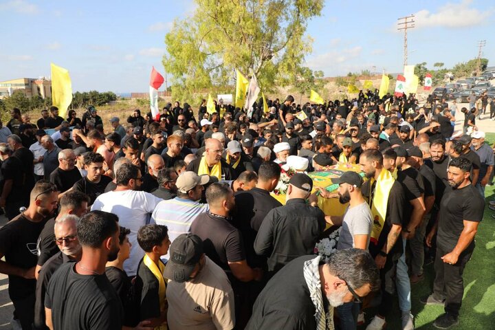 حزب الله وجماهير المقاومة يشيّعون الشّهيد علي عطوي في الناقورة