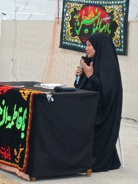 نشست نقش حضرت زینب(س) در واقعه کربلا در شهر آنتاناناریوو ماداگاسکار
