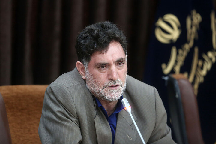 گزارش تصویری | تقدیر از مدیر شبکه قرآن در قم