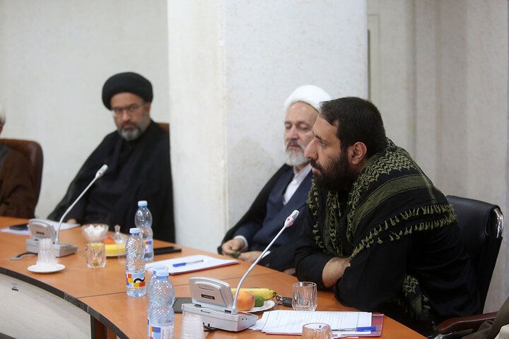 گزارش تصویری | تقدیر از مدیر شبکه قرآن در قم