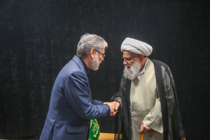 گزارش تصویری | دیدار وزیر علوم، تحقیقات و فناوری با آیت‌الله «کریمی جهرمی»